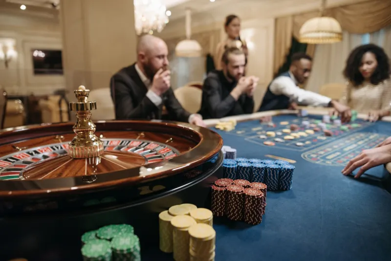 Giocare con il Calendario: Come le Stagioni e le Feste Italiane Influenzano le Tue Sessioni al Casino Istantaneo